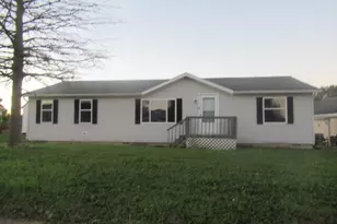 46 Meadowlark Ln, Falmouth, KY 41040 - Photo 1