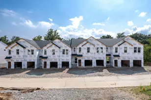 765 Oberon Ln, Florence, KY 41042 - Photo 3