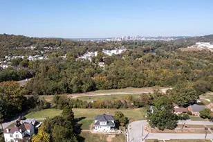 100 Summit Dr, Covington, KY 41015 - Photo 5