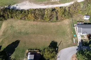 100 Summit Dr, Covington, KY 41015 - Photo 9