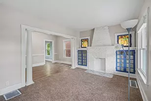 128 W Walnut St, Southgate, KY 41071 - Photo 3