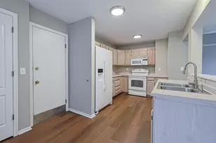 1894 Cliffview Ln, Florence, KY 41042 - Photo 13