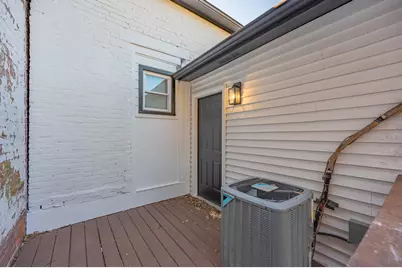 224 E Robbins Street, Covington, KY 41011 - Photo 7