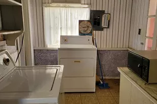 608 E 2nd St, Augusta, KY 41002 - Photo 11