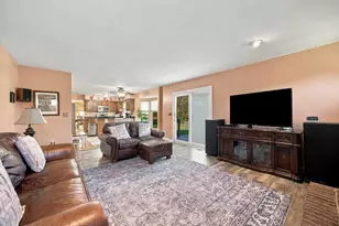 2307 Summerset Cir, Florence, KY 41042 - Photo 11