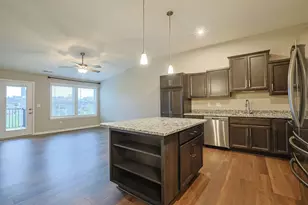 566 Foxhill Dr, Crescent Springs, KY 41017 - Photo 13