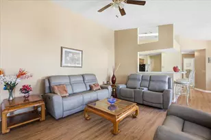 234 Langshire Ct, Florence, KY 41042 - Photo 7