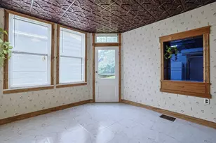 623 W 12th St, Covington, KY 41011 - Photo 17