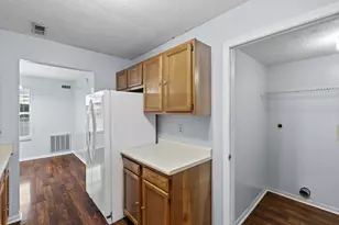 17 Meadow Ln, Highland Heights, KY 41076 - Photo 9