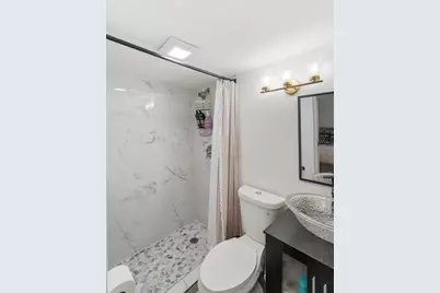 634 W 12th Street, Covington, KY 41011 - Photo 11