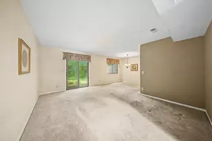 1568 Englewood Pl, Florence, KY 41042 - Photo 5