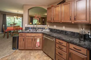 2321 Twelve Oaks Dr, Florence, KY 41042 - Photo 27