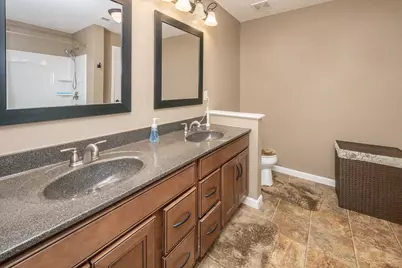 2321 Twelve Oaks Drive, Florence, KY 41042 - Photo 15
