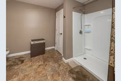 2321 Twelve Oaks Drive, Florence, KY 41042 - Photo 17