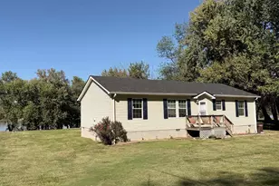 509 Davis St, Ghent, KY 41045 - Photo 1