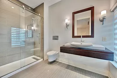 100 W Rivercenter Boulevard #PH2A, Covington, KY 41011 - Photo 39