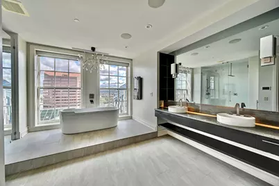 100 W Rivercenter Boulevard #PH2A, Covington, KY 41011 - Photo 31