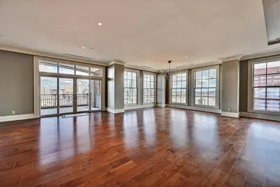 100 W Rivercenter Boulevard #PH2A, Covington, KY 41011 - Photo 21