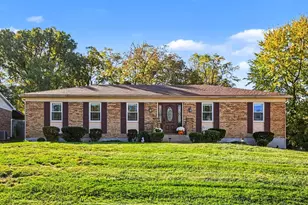 2641 Valley Trails Dr, Villa Hills, KY 41017 - Photo 1