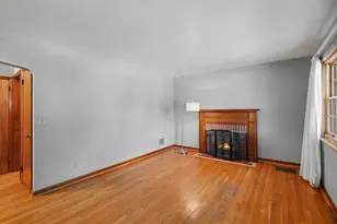 319 Swan Cir, Elsmere, KY 41018 - Photo 5