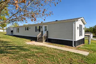 685 Mars Dr, Verona, KY 41092 - Photo 1