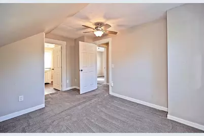 449 Palace Avenue, Elsmere, KY 41018 - Photo 15