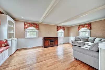 249 N Ashbrook Circle, Lakeside Park, KY 41017 - Photo 9