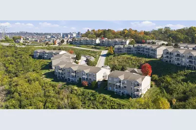 323 Skyview Court, Ludlow, KY 41016 - Photo 1