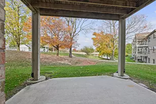 1822 Hamilton Ct, Florence, KY 41042 - Photo 1
