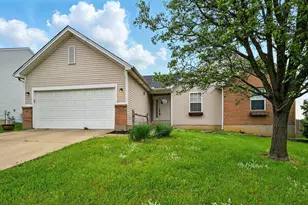 7421 Cumberland Cir, Florence, KY 41042 - Photo 1