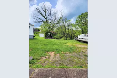 110 Lincoln Avenue, Brooksville, KY 41004 - Photo 1