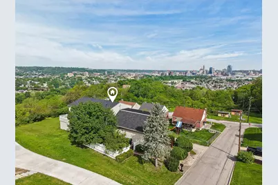 214 Clifton Avenue, Newport, KY 41071 - Photo 1