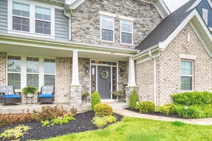 827 Iva Del Ct, Crescent Springs, KY 41017 - Photo 1