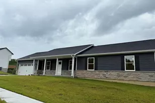 170 Saddlebrook Ln, Dry Ridge, KY 41035 - Photo 1