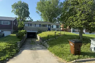 32 Julia Ave, Florence, KY 41042 - Photo 1