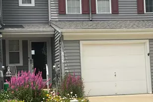 816 Horseshoe Ln, Florence, KY 41042 - Photo 1