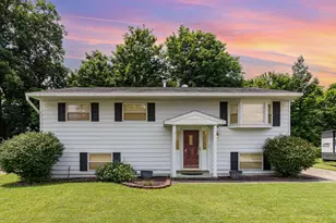 757 Peach Tree Ln, Erlanger, KY 41018 - Photo 1