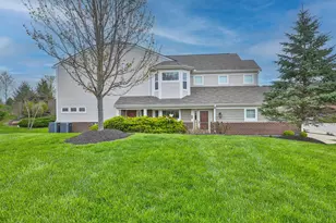 2251 Paragon Mill Dr, Burlington, KY 41005 - Photo 1