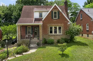 609 St Joseph Ln, Park Hills, KY 41011 - Photo 1