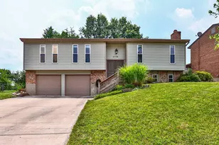 2709 Wesley Dr, Villa Hills, KY 41017 - Photo 1