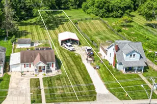 89 Sanders Dr, Florence, KY 41042 - Photo 1