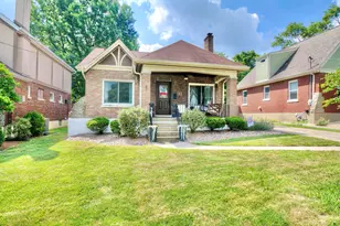 8 Charmaine Cir, Fort Mitchell, KY 41017 - Photo 1