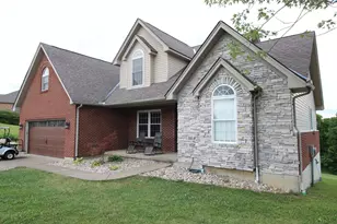 112 Bridle Ct, Dry Ridge, KY 41035 - Photo 1