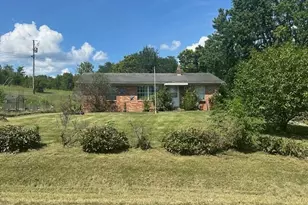 2124 Poplar Grove Rd, Flemingsburg, KY 41041 - Photo 1