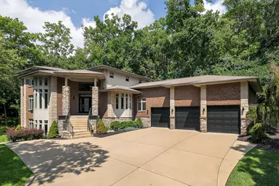 39 Michelle Lane, Fort Thomas, KY 41075 - Photo 1