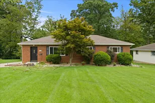 7737 Hollywood Dr, Florence, KY 41042 - Photo 1