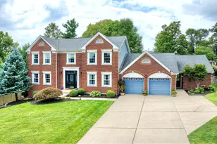 203 Farmington Dr, Lakeside Park, KY 41017 - Photo 1