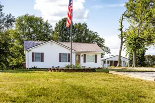 406 Augusta Chatham Rd, Augusta, KY 41002 - Photo 1