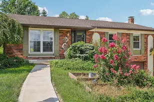 49 Colony S Dr, Lakeside Park, KY 41017 - Photo 1