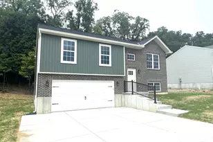 462 Eagle Creek Dr, Dry Ridge, KY 41035 - Photo 1